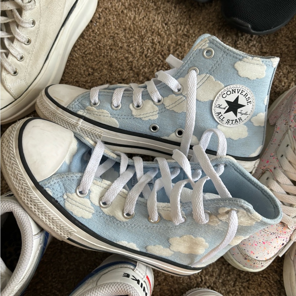 Cloud Converse, youth, blue and white, shoes, sneakers